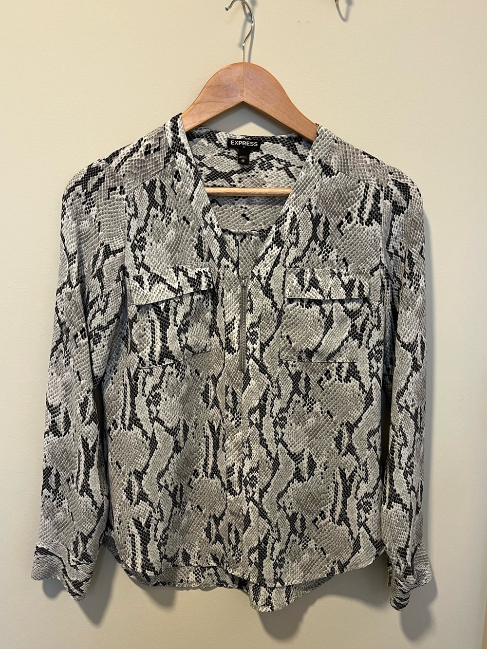 Express Snake-Print Button-Down Shirt - Gray/Black